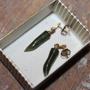 Vintage Dangle Earings Chilli Pepper Green Jade
